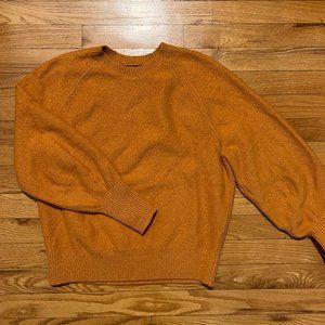 Uniqlo Crewneck Sweater